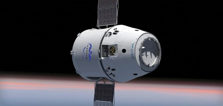 SpaceX 龙飞船已经运输超过140,000磅物资